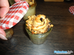 Apfelschnecken im Glas verschließen