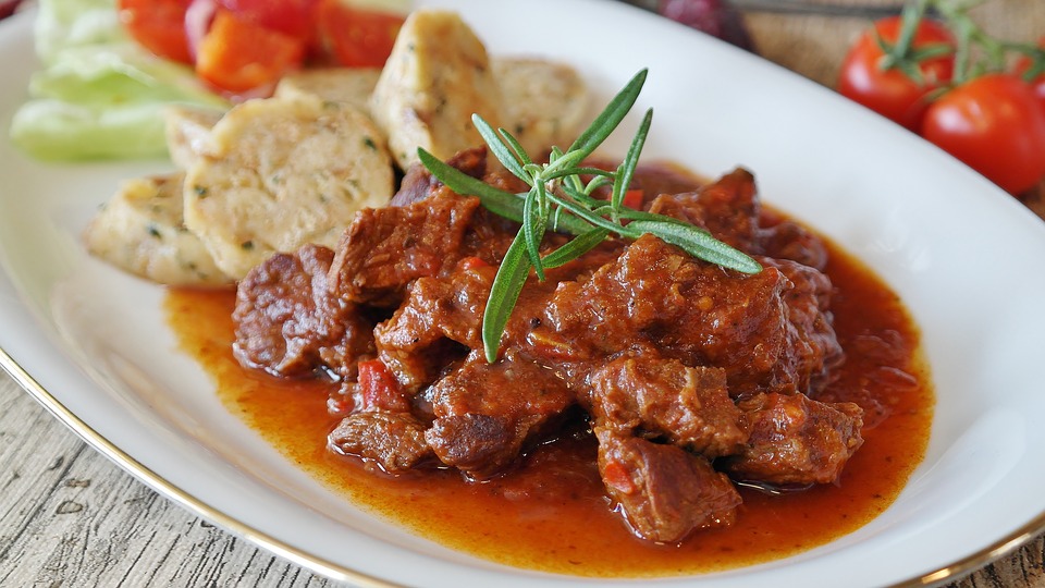 Kalbsgulasch einkochen - Einkochen.info